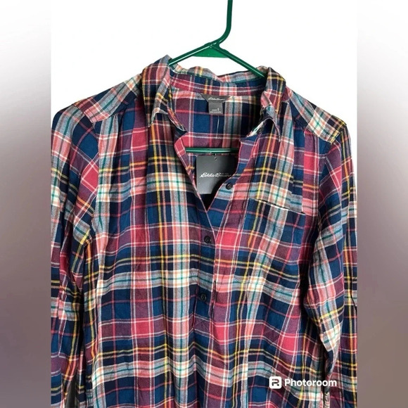 Eddie Bauer Women’s Plaid 1/3 Button Up Blouse Women’s Small - Picture 2 of 5